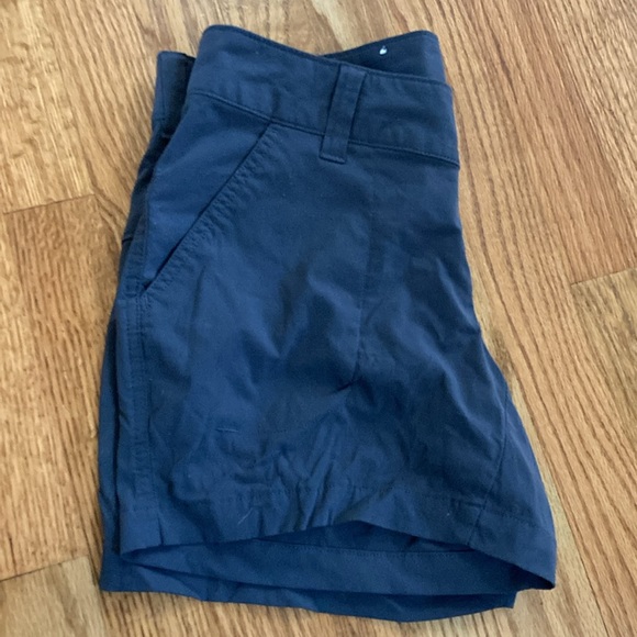 Columbia arrowhead trail short size 6 - Picture 3 of 6